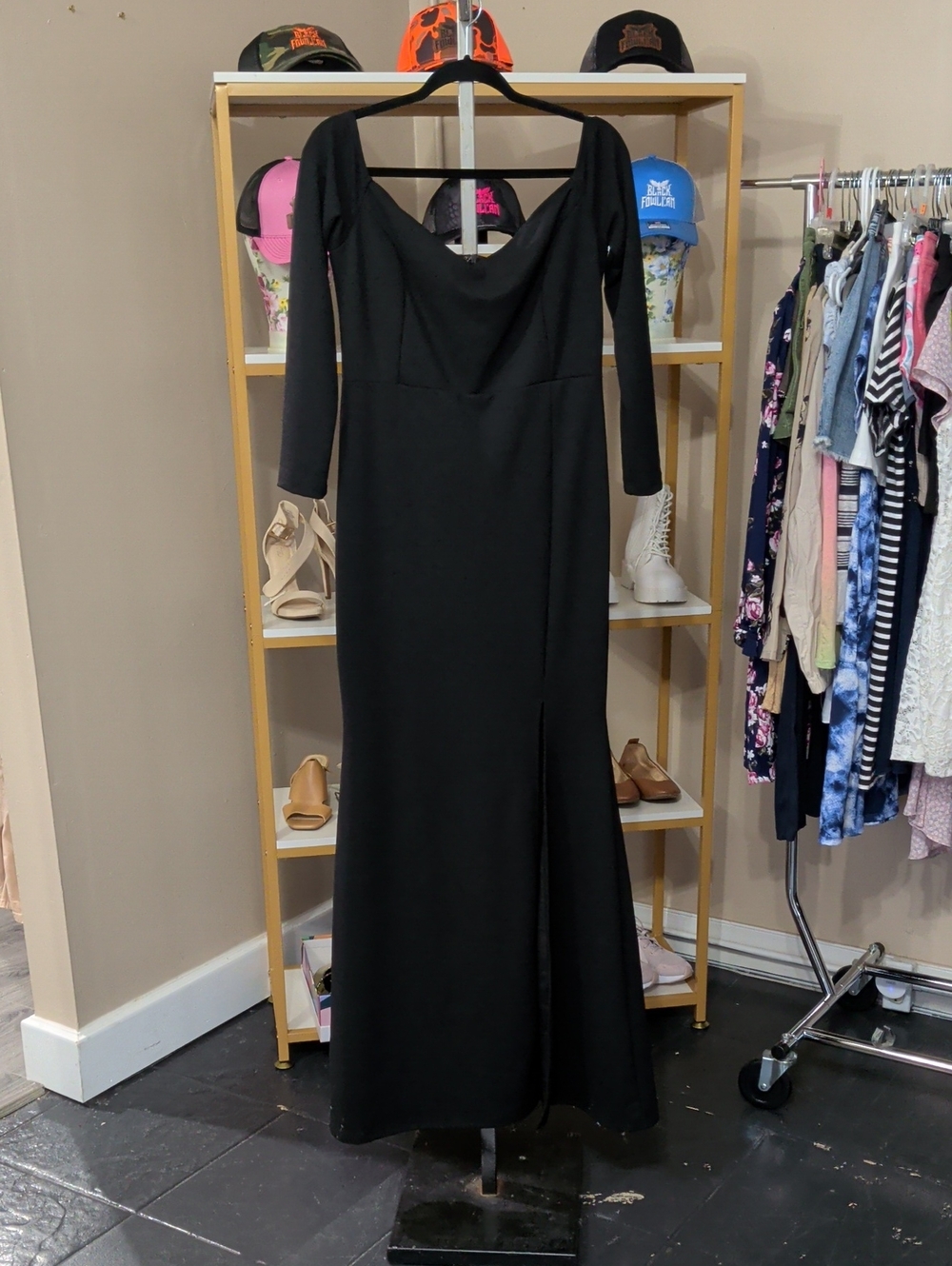 Elegant Black Long Sleeve Evening Dress - Black